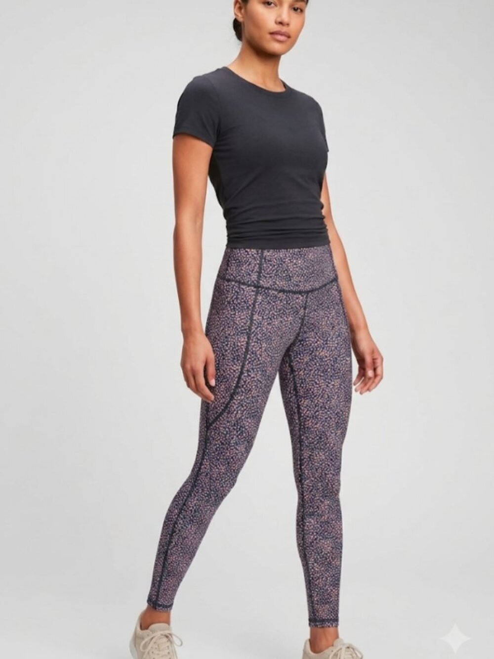 NWT Gap Fit Blackout Tech. Leggings Med Tall Navy Confetti Print Yoga